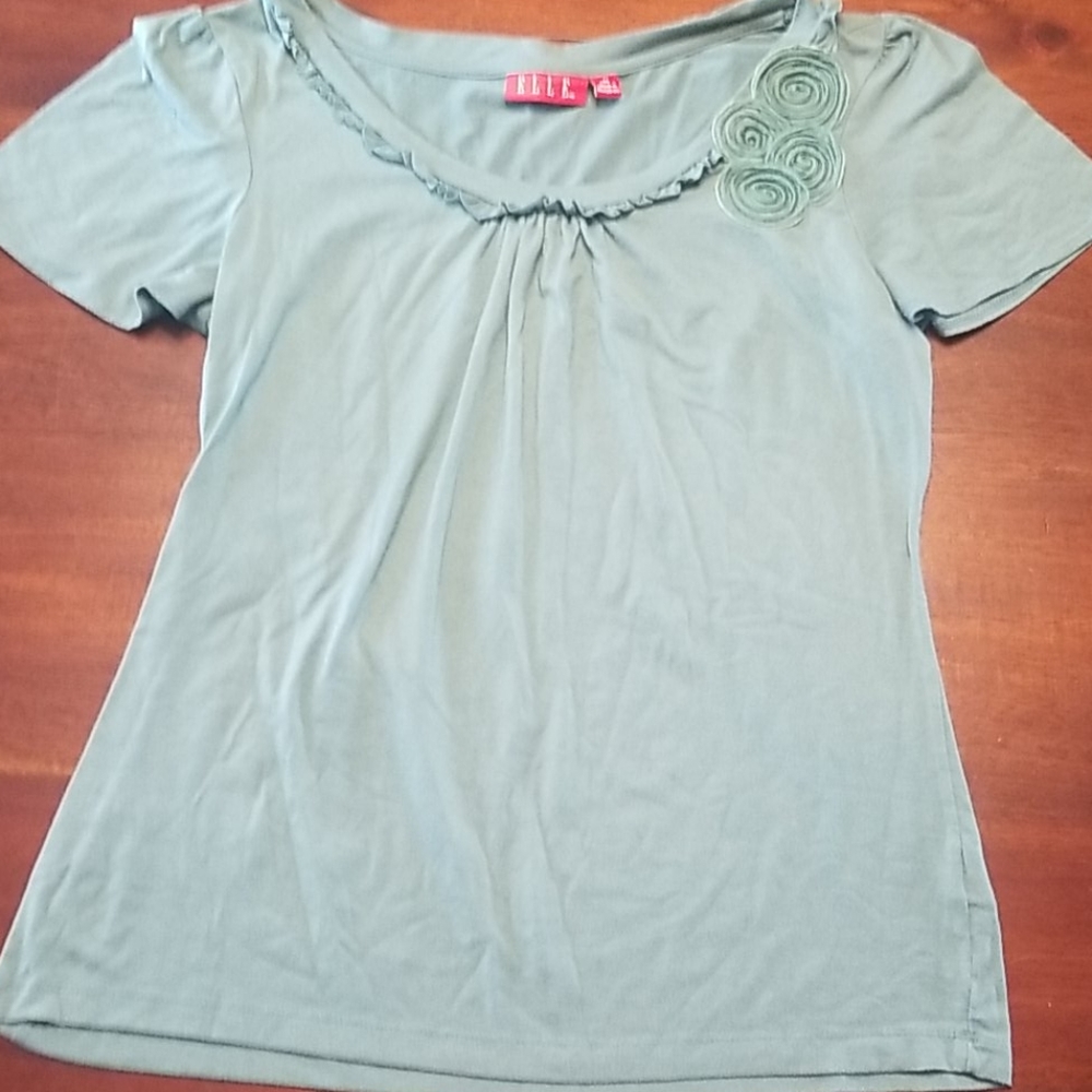 Elle‎ ladies shirt